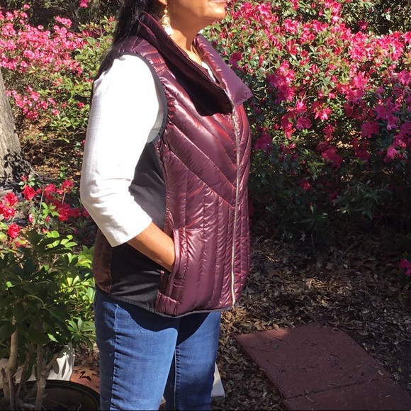 Calvin Klein Jackets & Blazers - NWOT Calvin Klein Premium Down Puffer Vest X-large